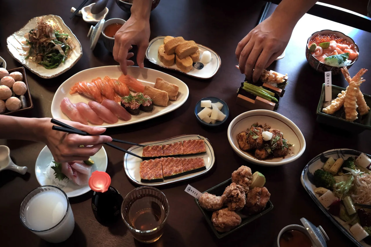 “Mi Lun Donburi House” ที่ฮวาเหลียน เปิดโปรโมชั่น “สั่งตรงทำทันที” ทานได้ไม่อั้นทุกสัปดาห์! ทานอาหารญี่ปุ่นสุดหรูในราคาไม่ถึงพันบาท พร้อมต้องลองเมนู “เต้าหู้ทอดนม” ที่ได้รับการยกย่องจากมิชลิน