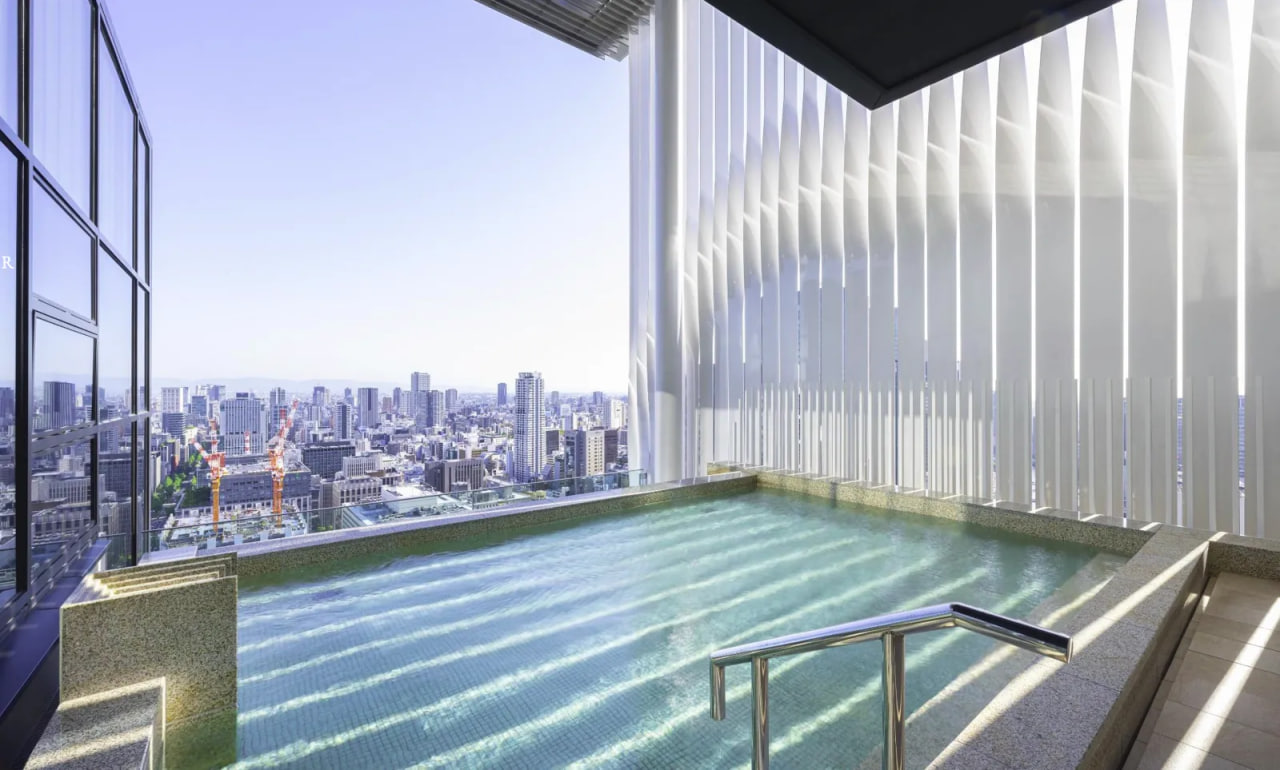 [เที่ยวคันไซฤดูร้อน 3] เปิดกล่องรีวิว “Candeo Hotels Osaka The Tower” แห่งใหม่ในโอซาก้า! แช่บ่อน้ำพุร้อนกลางแจ้งบนชั้น 31 ชมวิวเมืองสุดปัง พร้อมชุดยูกาตะสุดพิเศษสำหรับใส่แช่น้ำ